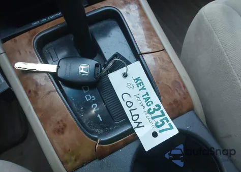 2003 Honda Accord 2.4 Ex from USA, damaged, VIN 1HGCM56623A086101